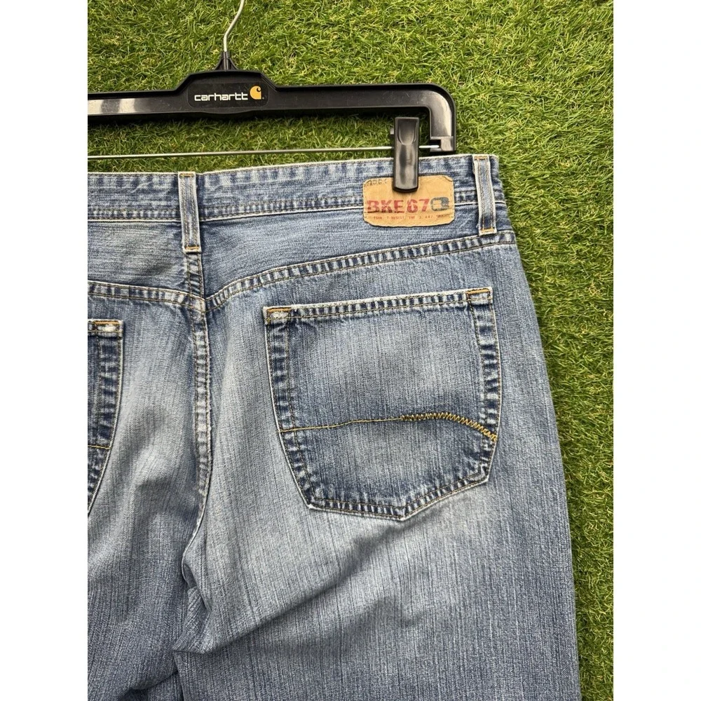 BKE 67 Austin Jeans Mens 38 Bootcut Buckle Light Wash Denim Casual Workwear